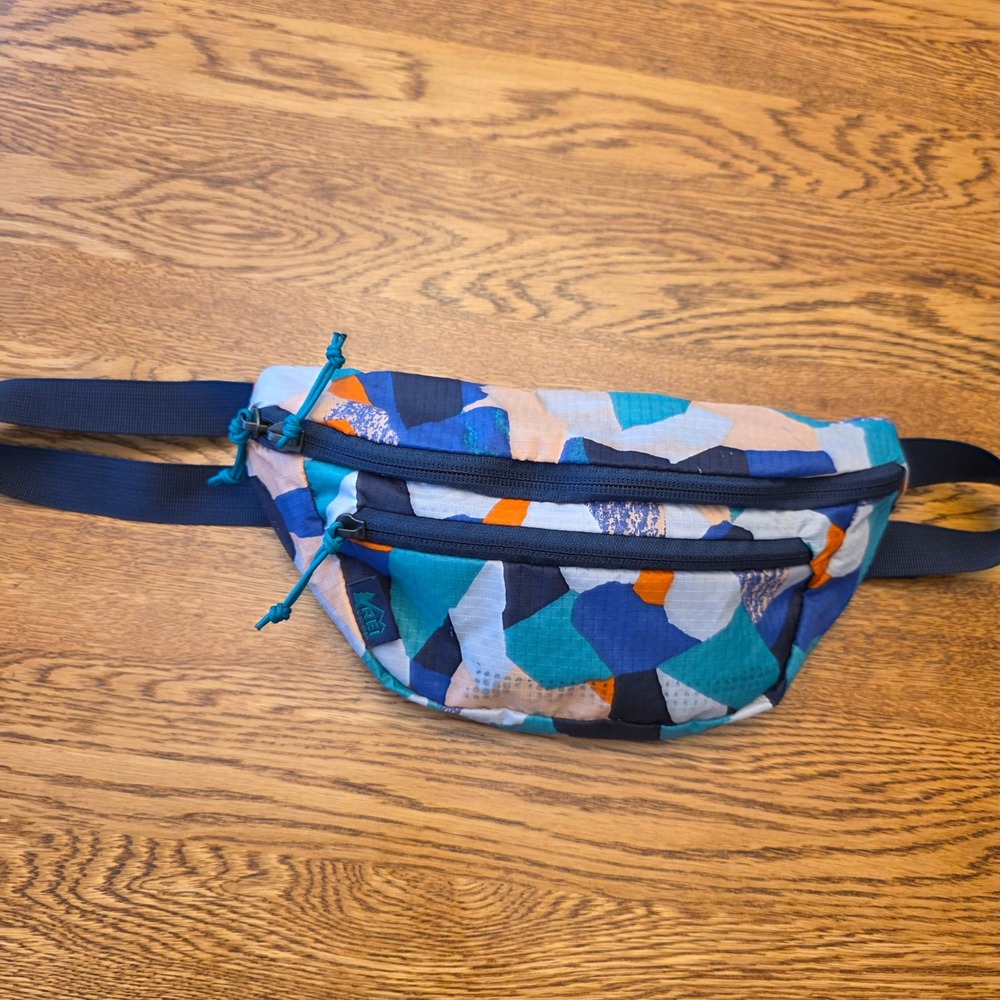 REI Co-op Trail 2 Waist Pack Blue Multi Geometric Ripstop Nylon Hip‎ Bag Gorp - Picture 2 of 10
